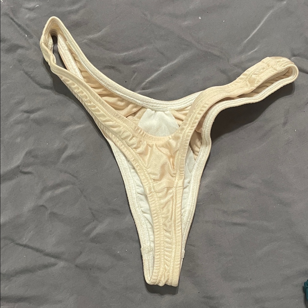 Cream Bikini Bottom - Picture 2 of 2